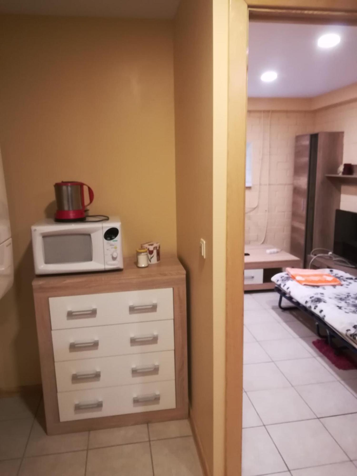 Homestay Roja Vilnius Buitenkant foto