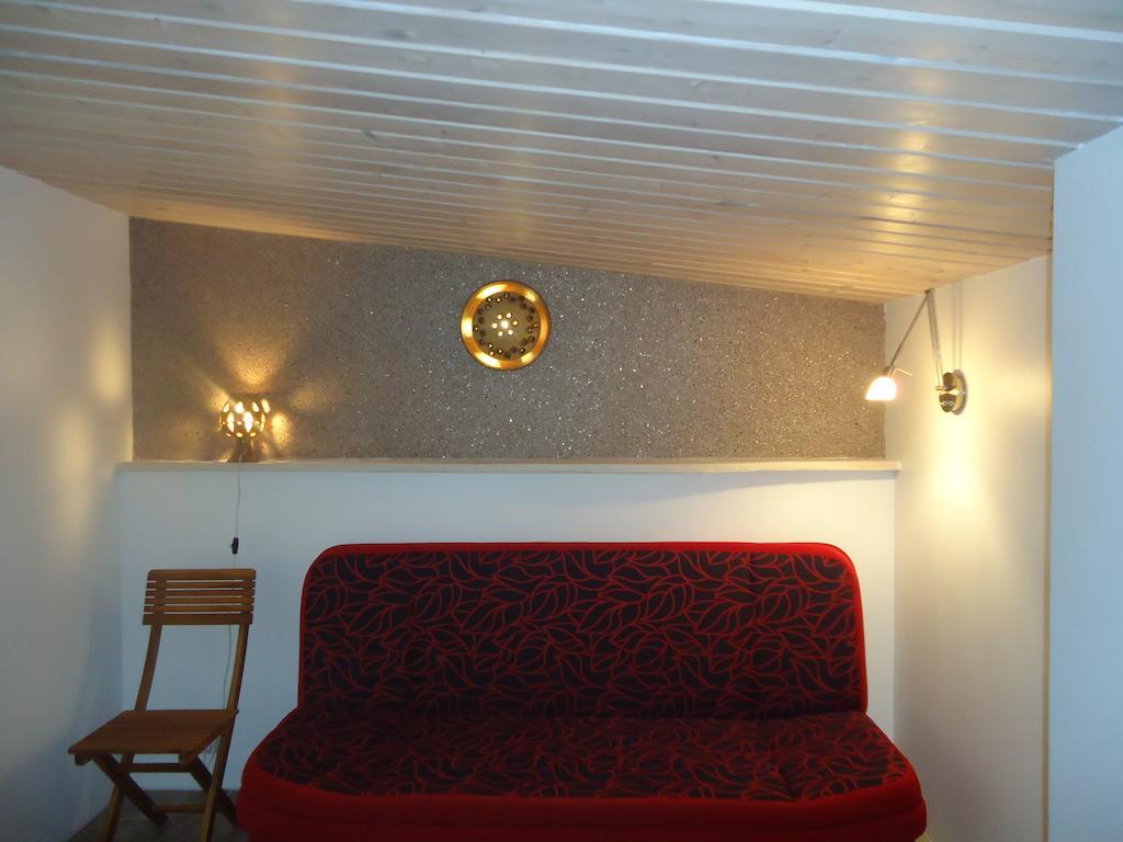 Homestay Roja Vilnius Buitenkant foto