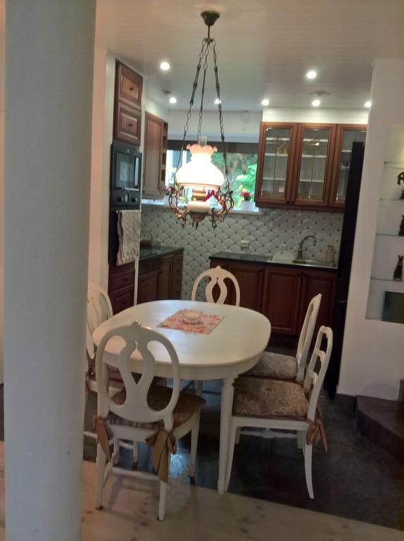 Homestay Roja Vilnius Buitenkant foto